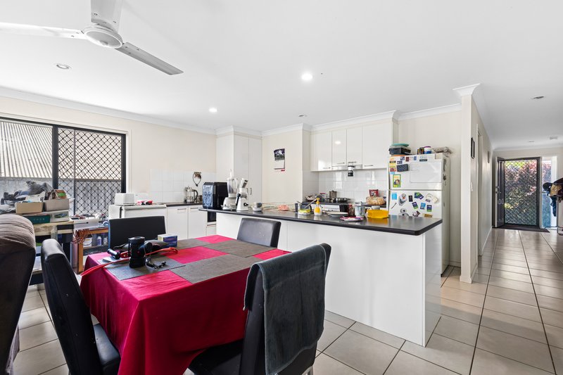 Photo - 10 Biella Court, Leichhardt QLD 4305 - Image 3