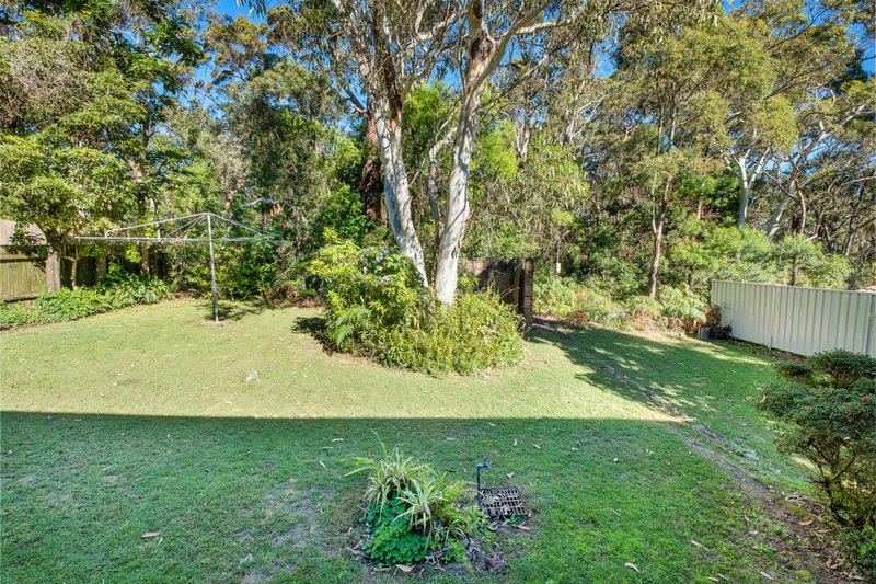 Photo - 10 Bilambee Avenue, Bilgola Plateau NSW 2107 - Image 3