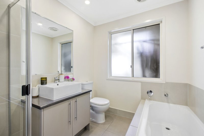 Photo - 10 Birchgrove Street, Sippy Downs QLD 4556 - Image 7