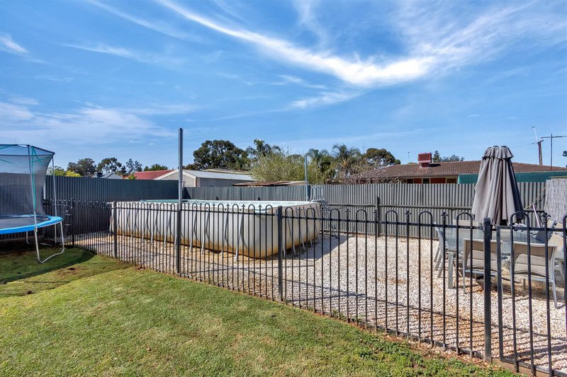 Photo - 10 Birdsmoor Road, Davoren Park SA 5113 - Image 15