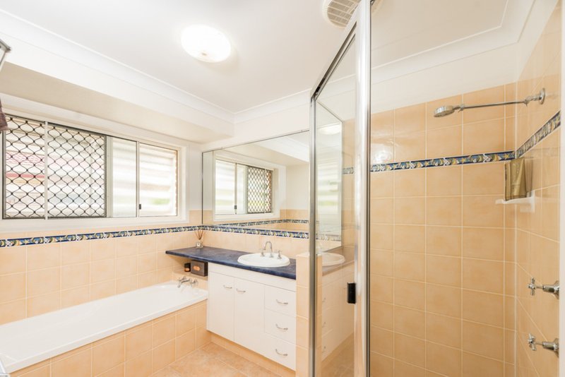 Photo - 10 Birdwood Crescent, Bargara QLD 4670 - Image 15