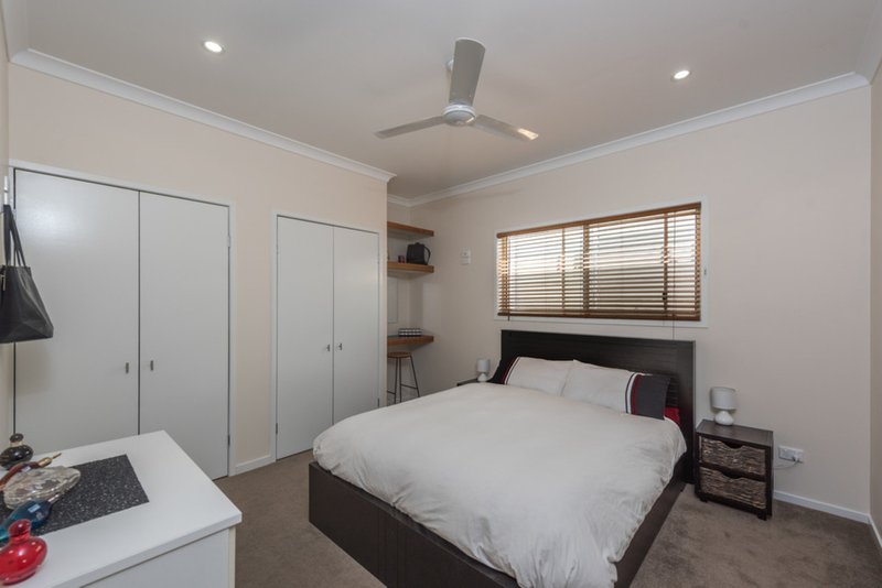 Photo - 10 Birdwood Crescent, Bargara QLD 4670 - Image 21