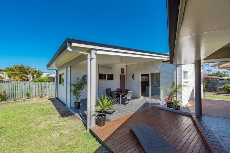 Photo - 10 Birdwood Crescent, Bargara QLD 4670 - Image 26