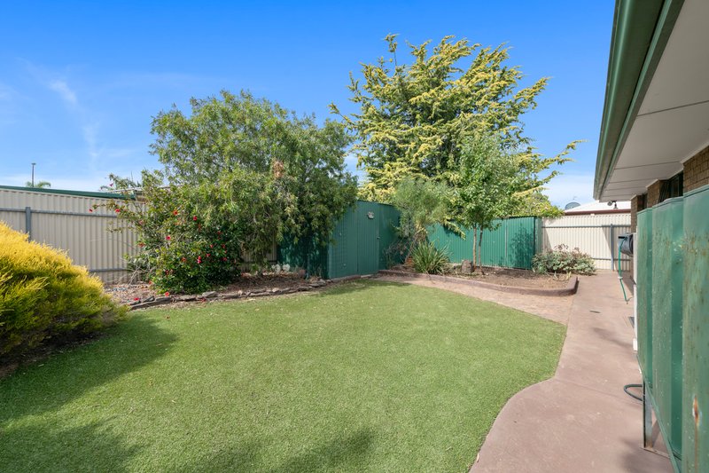 Photo - 10 Bishop Crescent, Blakeview SA 5114 - Image 13