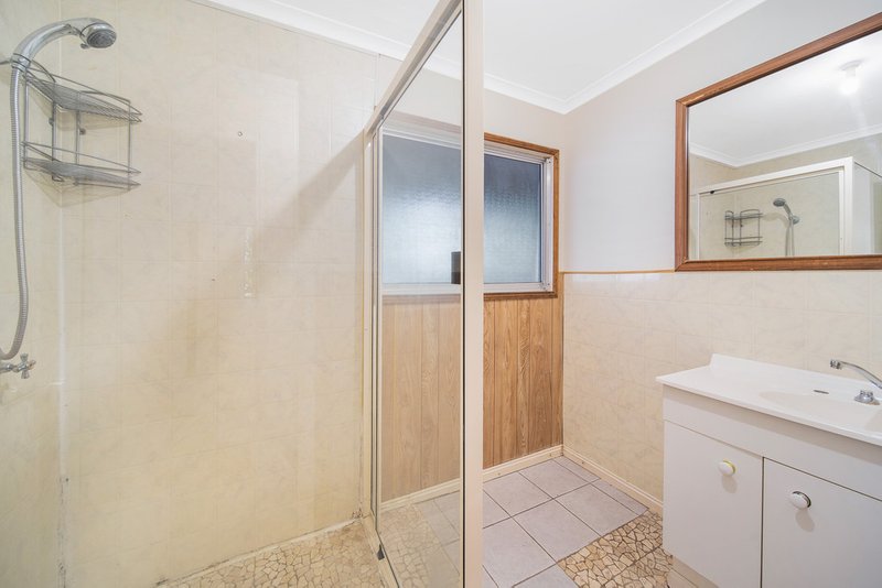 Photo - 10 Blackbutt Street, Crestmead QLD 4132 - Image 5