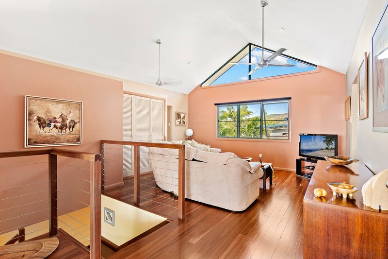 Photo - 10 Blackcurrant Drive, Hideaway Bay QLD 4800 - Image 9