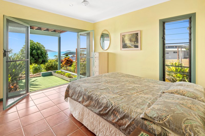 Photo - 10 Blackcurrant Drive, Hideaway Bay QLD 4800 - Image 13