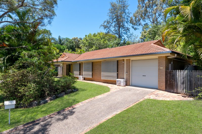 Photo - 10 Blackwood Drive, Arana Hills QLD 4054 - Image 11