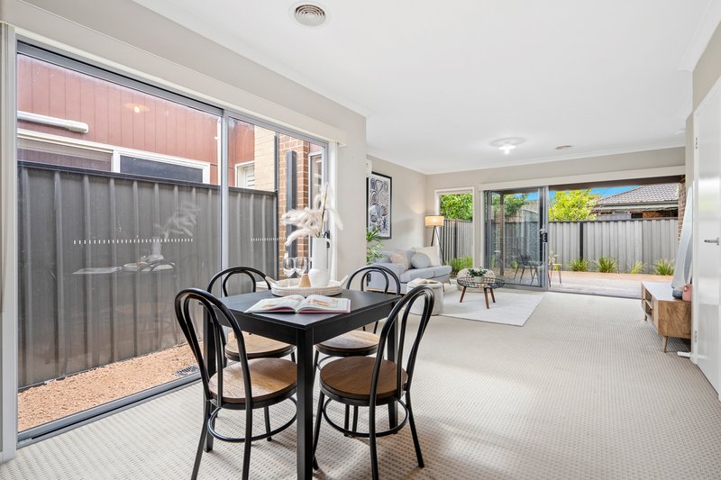 Photo - 10 Blaimore Way, Mernda VIC 3754 - Image 6