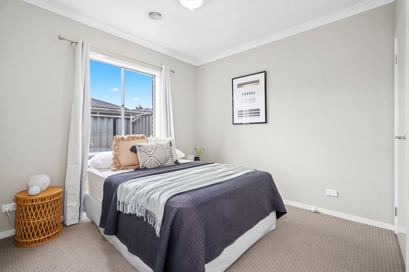 Photo - 10 Blaimore Way, Mernda VIC 3754 - Image 8