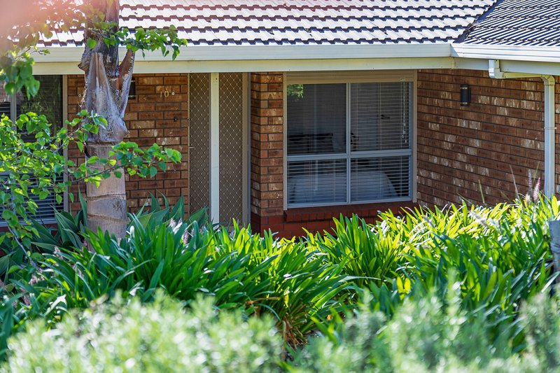 Photo - 10 Blair Park Drive, Craigmore SA 5114 - Image 2