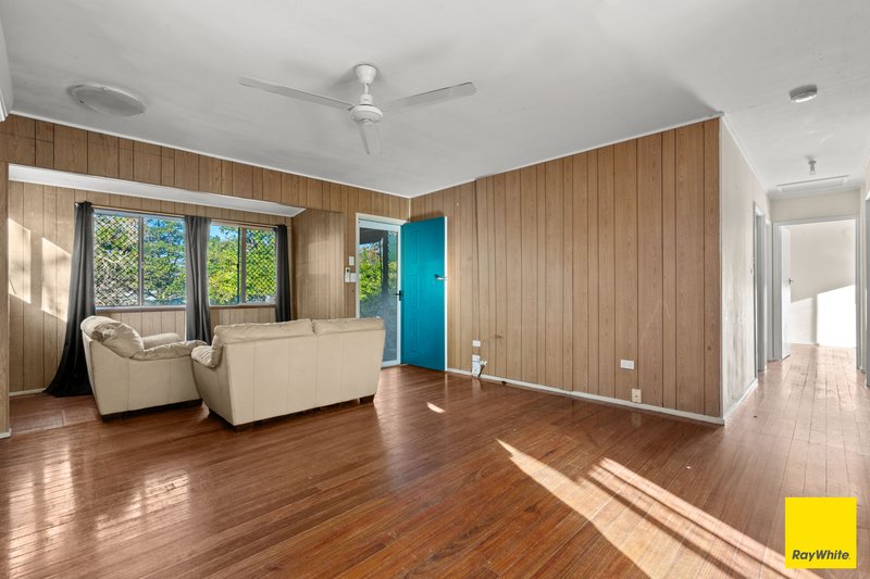 Photo - 10 Blantyre Close, Manunda QLD 4870 - Image 3