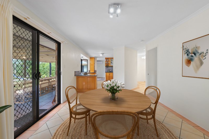 Photo - 10 Bloodwood Close, Mooloolah Valley QLD 4553 - Image 9