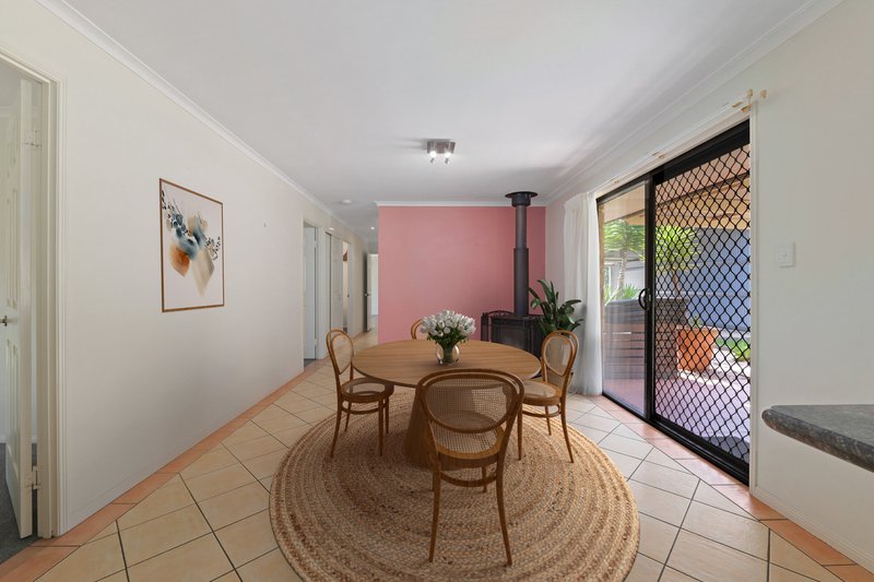 Photo - 10 Bloodwood Close, Mooloolah Valley QLD 4553 - Image 10