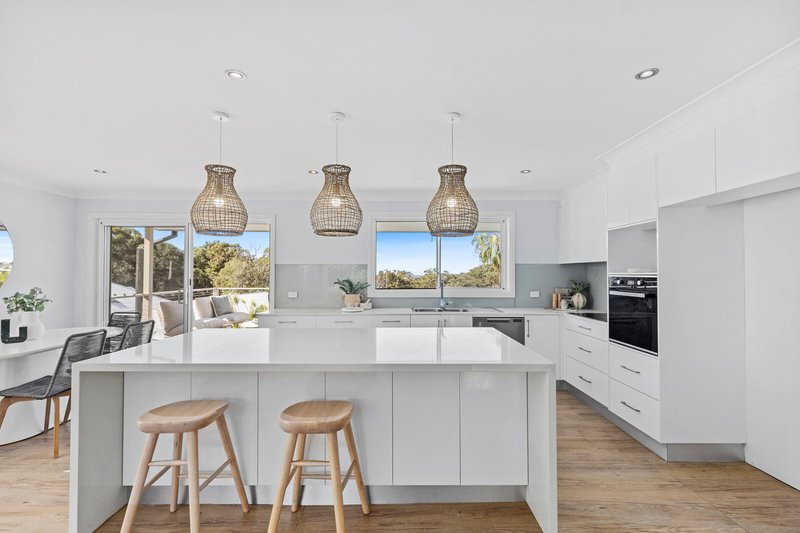 Photo - 10 Blue View Crescent, Terrigal NSW 2260 - Image 4