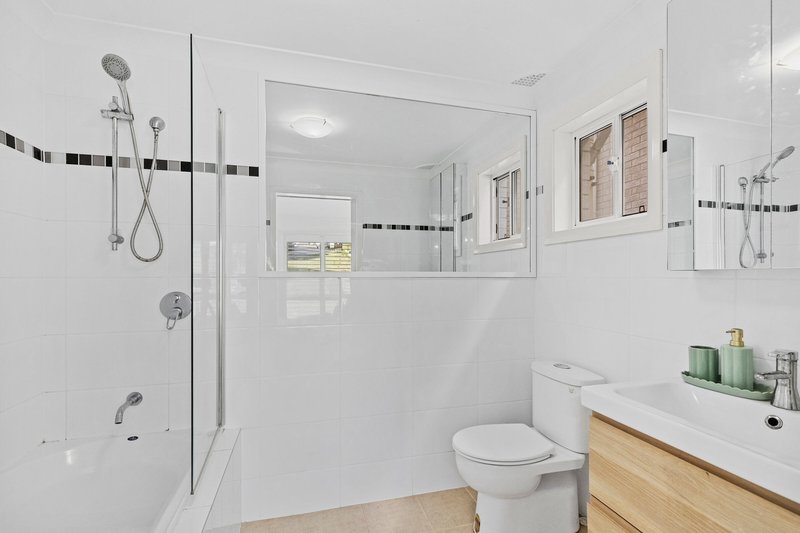 Photo - 10 Blue View Crescent, Terrigal NSW 2260 - Image 14