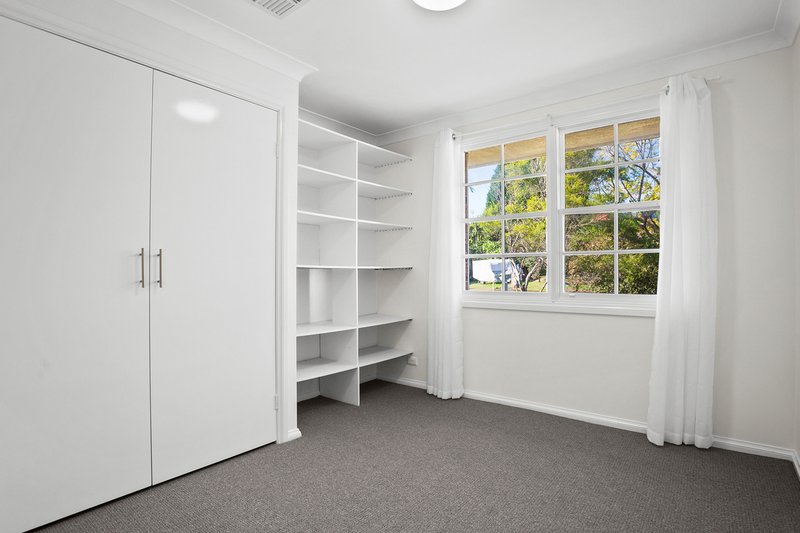 Photo - 10 Blueberry Place, Alfords Point NSW 2234 - Image 6