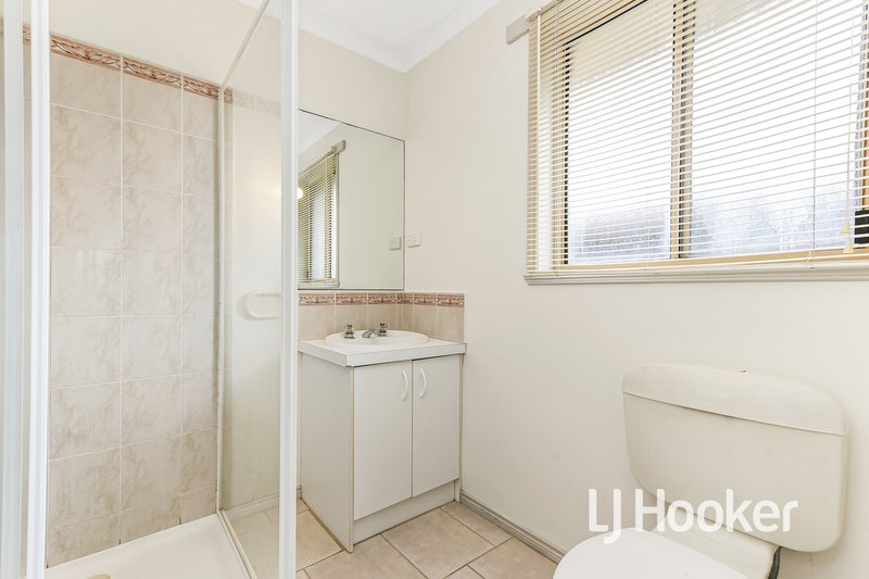 Photo - 10 Bluegum Way, Hampton Park VIC 3976 - Image 10