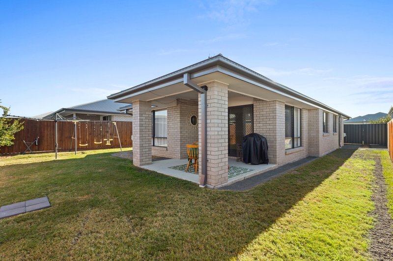 Photo - 10 Bokhara Way, Jimboomba QLD 4280 - Image 15