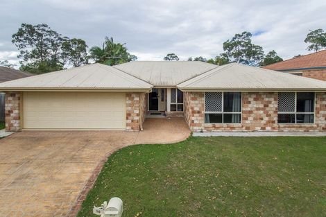 10 Booloumba Crescent, Forest Lake QLD 4078