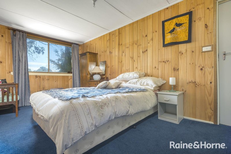 Photo - 10 Booths Lane, Woodend VIC 3442 - Image 10