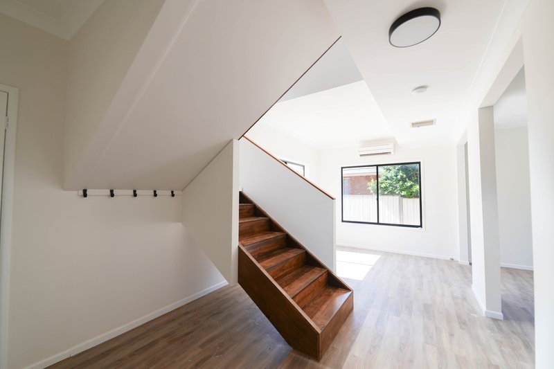 Photo - 10 Bowditch Crescent, Parkes NSW 2870 - Image 7