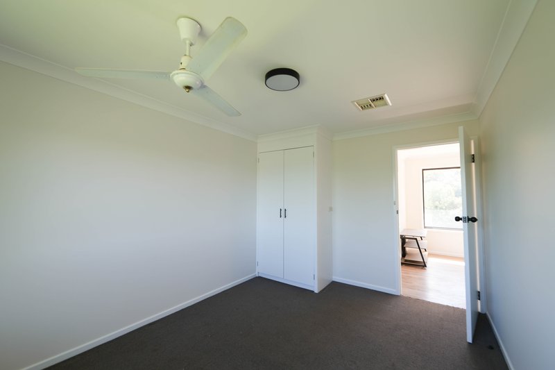 Photo - 10 Bowditch Crescent, Parkes NSW 2870 - Image 13