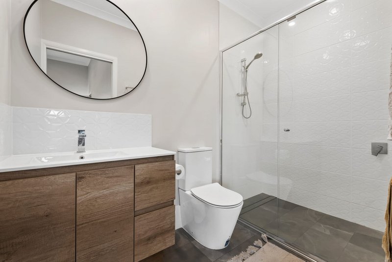 Photo - 10 Brangus Street, Harristown QLD 4350 - Image 10