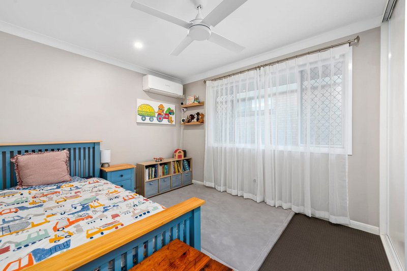 Photo - 10 Brangus Street, Harristown QLD 4350 - Image 14