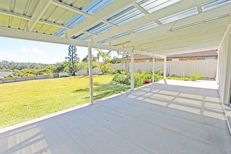 Photo - 10 Breakspear Road, Molendinar QLD 4214 - Image 3