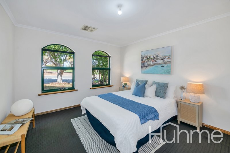 Photo - 10 Breakwater Close, Seaford Rise SA 5169 - Image 4