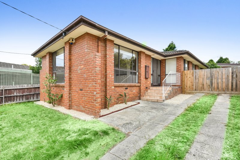 10 Briar Hurst Avenue, Dandenong North VIC 3175