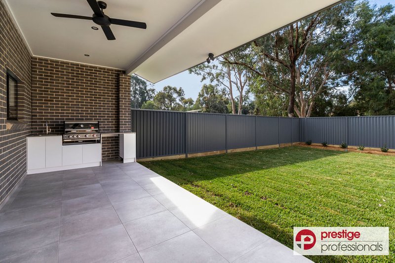 Photo - 10 Bridges Avenue, Wattle Grove NSW 2173 - Image 10