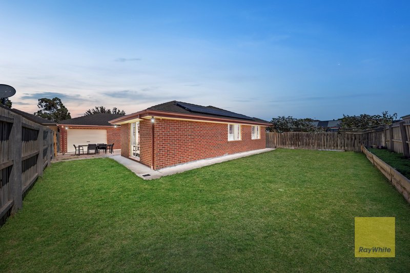 Photo - 10 Bridlepath Drive, Truganina VIC 3029 - Image 24