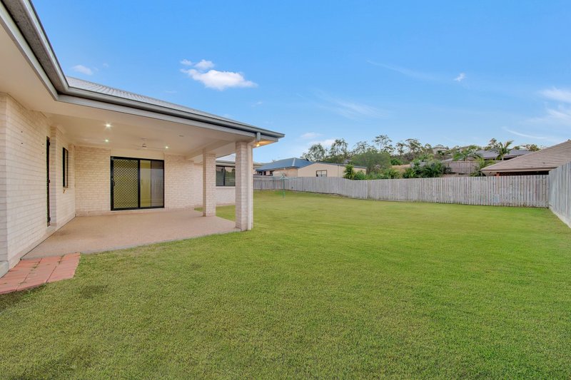 Photo - 10 Briffney Street, Kirkwood QLD 4680 - Image 12