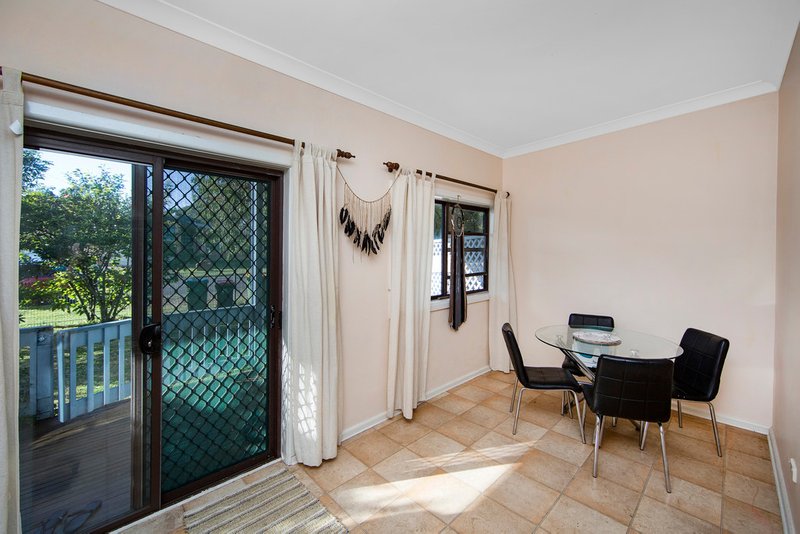 Photo - 10 Brisbane Street, Noraville NSW 2263 - Image 7