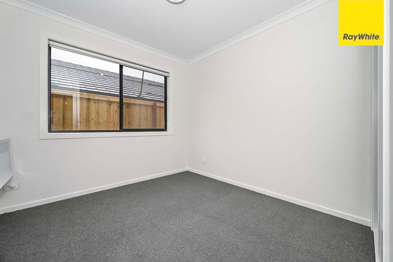 Photo - 10 Bristlecone Street, Sunbury VIC 3429 - Image 9