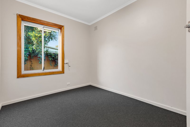 Photo - 10 Brixton Street, Elizabeth North SA 5113 - Image 11