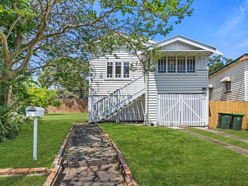 10 Broadmere Street, Annerley QLD 4103