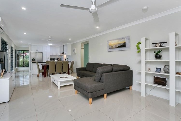 Photo - 10 Brockman Way, Smithfield QLD 4878 - Image 4