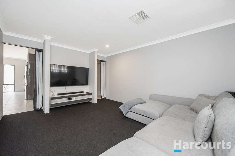 Photo - 10 Bromfield Ave , Brabham WA 6055 - Image 7