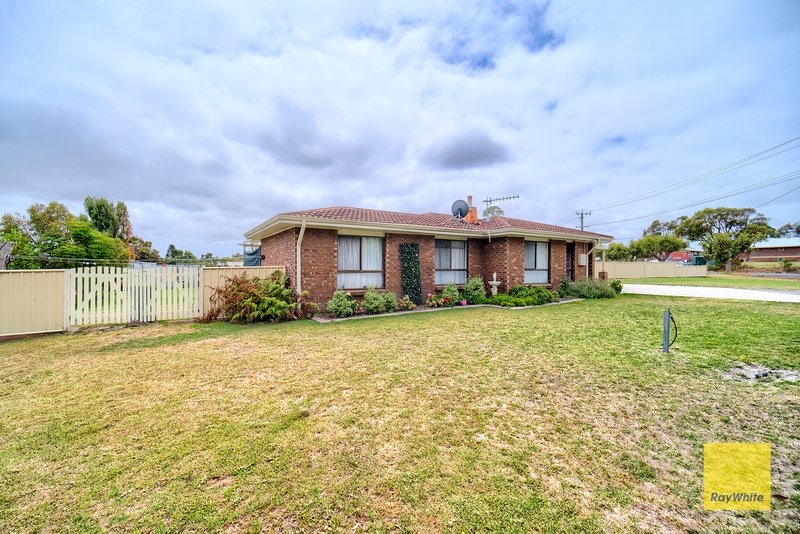 Photo - 10 Bronte Street, Milpara WA 6330 - Image 2