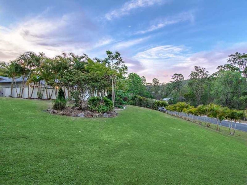 Photo - 10 Brookfield Ct , Nerang QLD 4211 - Image 24