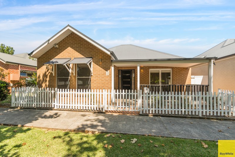 10 Broughton Avenue, Tullimbar NSW 2527