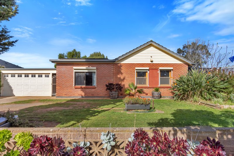 10 Broughton Road, Elizabeth Vale SA 5112