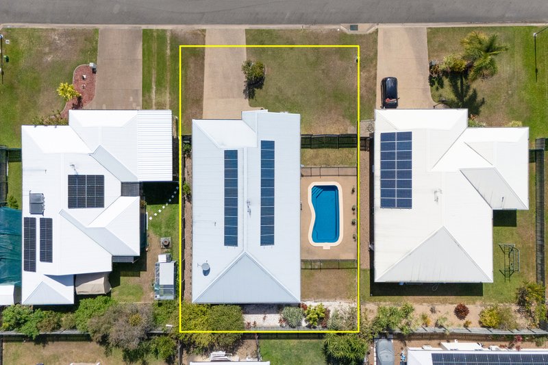 Photo - 10 Browning Street, Mount Louisa QLD 4814 - Image 2