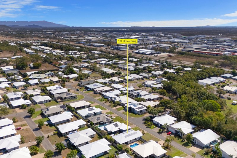 Photo - 10 Browning Street, Mount Louisa QLD 4814 - Image 3