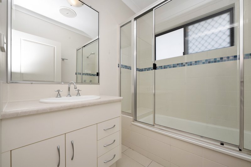 Photo - 10 Browning Street, Mount Louisa QLD 4814 - Image 9