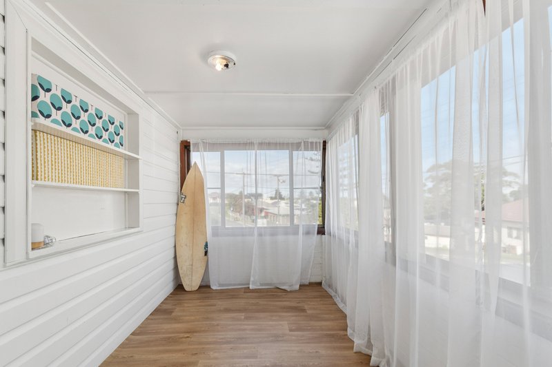 Photo - 10 Bruce Road, Warrawong NSW 2502 - Image 1