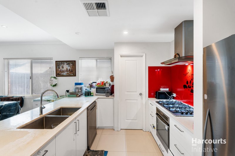 Photo - 10 Brundall Street, Aveley WA 6069 - Image 13